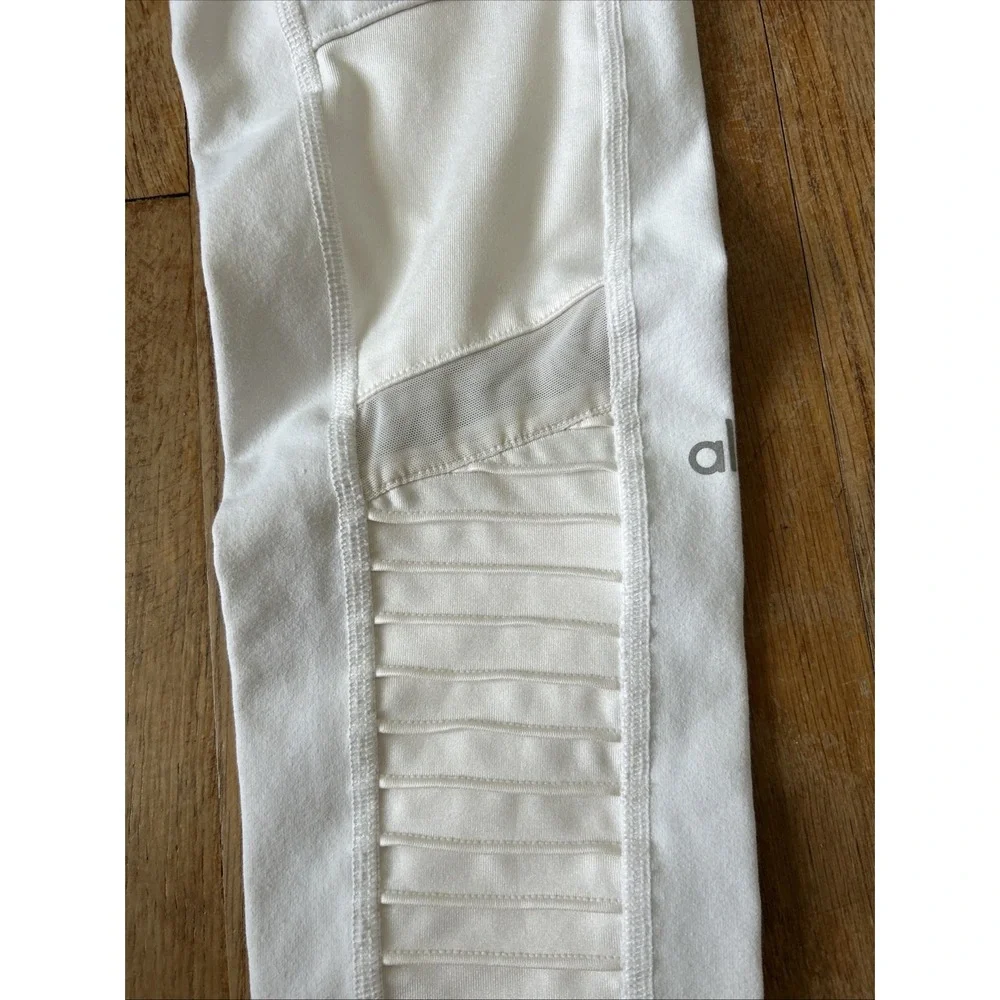 Alo Yoga Womens High Waist Moto Leggings Off White Mesh Ribbed Size M RN87370